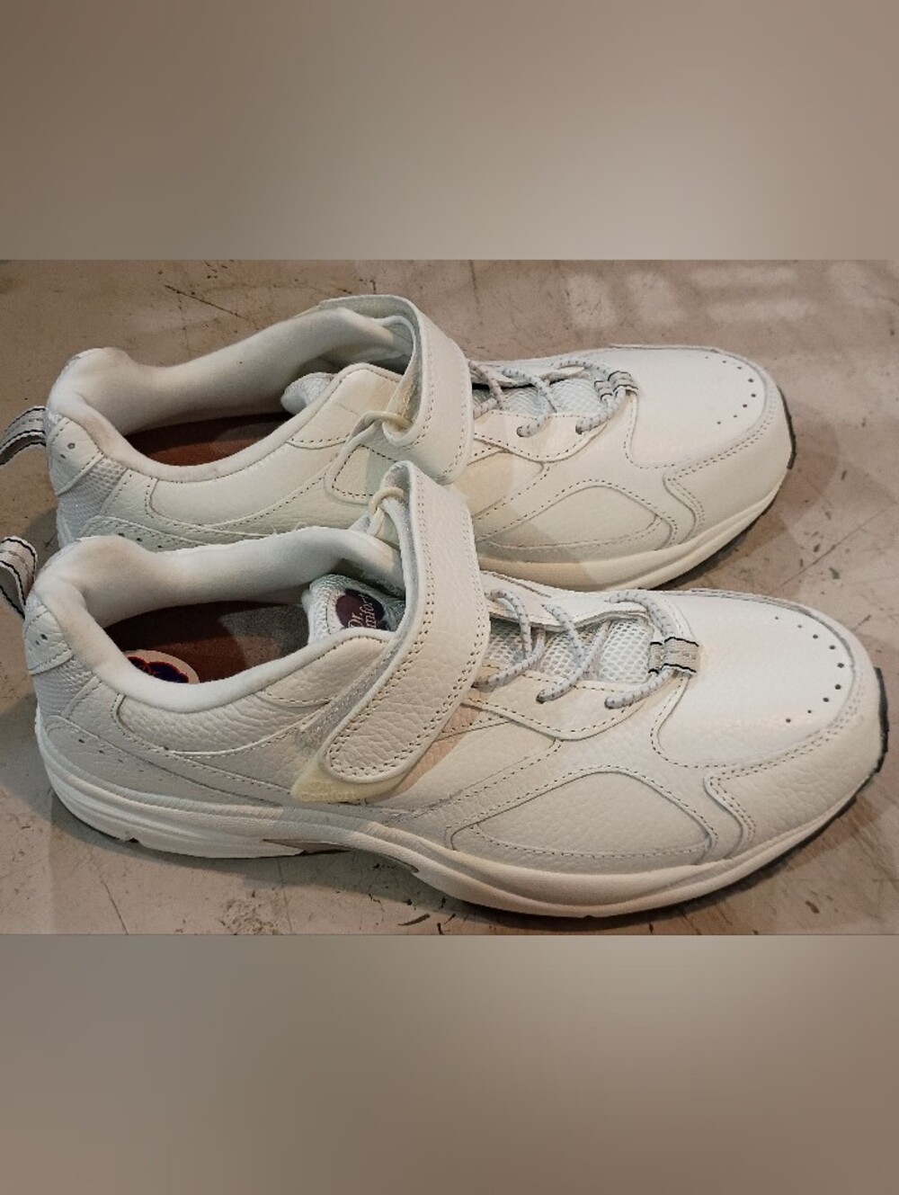 Like New Dr Comfort Diabetic Sneakers